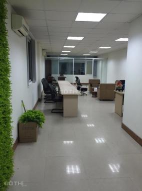 Cho thuê 1 tầng văn phòng tại Khương Đình, gần Ngã Tư Sở, DT 80 m2/tầng