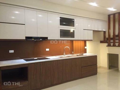 Bán nhà phân lô Đền Lừ 2, Hoàng Văn Thụ, 45m2 x 5 tầng mới, giá 5,7 tỷ ô tô 7 chỗ vào nhà