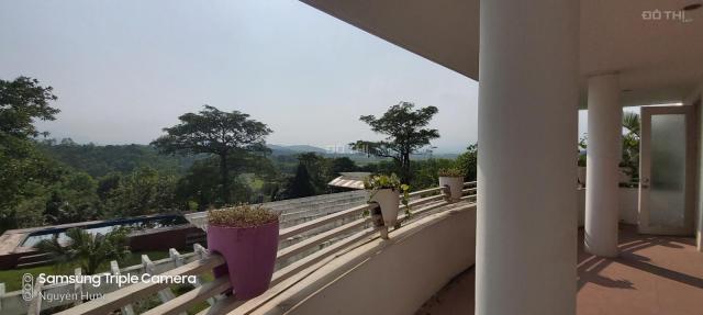 Bán biệt thự nghỉ dưỡng tại Lương Sơn, Hòa Bình, vị trí đẹp gần hồ