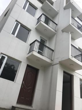 Bán nhanh căn nhà xây mới cao 4 tầng, 40m2 trong P. Đông Ngạc, Quận Bắc Từ Liêm, Hà Nội