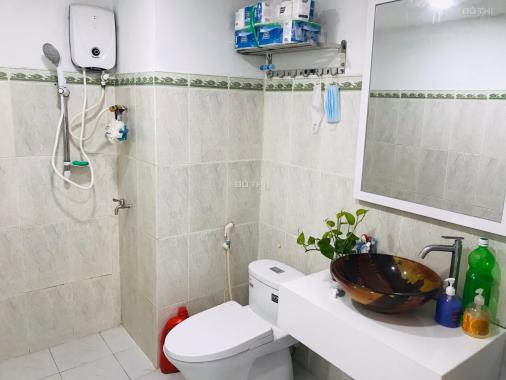 Bán Cc D5 lô B lầu 8, 72.8m2 2PN NTCC căn góc rất thoáng mát giá bán 2.8 tỷ