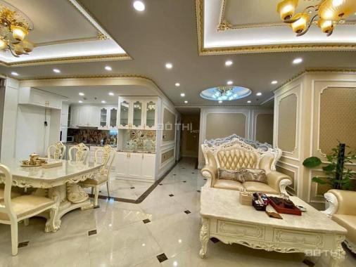 Hot: Cho thuê gấp CC Royal City 120m2, 3 PN, full đồ đẹp 20tr/th bao phí quản lý. LH 0522186789