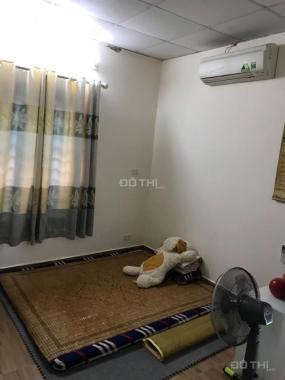 Chính chủ bán nhà 3 tầng 26m2 ngõ 279 Đội Cấn - 173 Hoàng Hoa Thám, Ba Đình; giá: 1.75 tỷ (SĐCC)