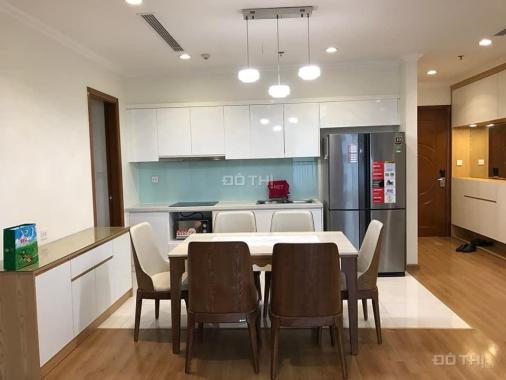 Cho thuê CHCC Vinhomes Nguyễn Chí Thanh - 54 Nguyễn Chí Thanh, 130m2, 3PN sáng, đủ đồ đẹp, giá rẻ