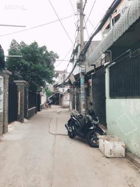 Bán nhà riêng 105m2 HXH ở Huỳnh Tấn Phát, Nhà Bè, vị trí đẹp, an ninh tốt, cách Q. 7 chỉ 300m