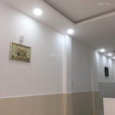 Nhà hot Âu Cơ, Tân Phú 40m2 - 2 tầng - 2.5tỷ