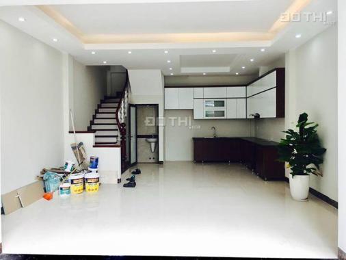 Chính chủ bán nhà riêng Hòe Thị, Xuân Phương, 32m2 * 4 tầng, nhà xây mới giá 1,95 tỷ, 0983739226