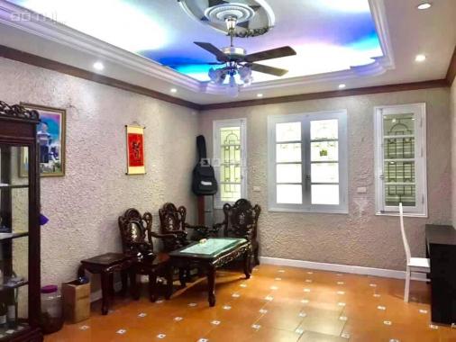 Nhà đẹp, ngõ rộng, 60m ra phố bán nhà ngõ 175 Thịnh Quang, Đống Đa, Hà Nội