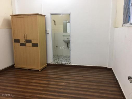 Cho thuê phòng 20m2 có máy lạnh tại Lê Cao Lãng, P. Phú Thạnh, Q. Tân Phú giá 3,5tr/tháng