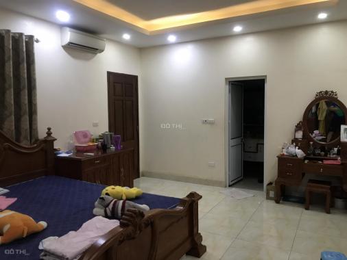 Nhà Yên Lạc 45m2, nội thất full, an ninh tốt