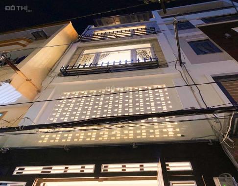 Bán nhà Nguyễn Thiện Thuật, hẻm 5 mét, 5 tầng, tặng nội thất, cho thuê 20tr/tháng, giá 6.4 tỷ