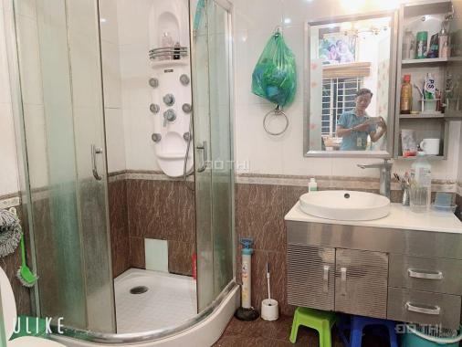 Bán nhà 40m2, lô góc đường rộng Vũ Trọng Phụng, Thanh Xuân vào ở ngay. Giá rẻ