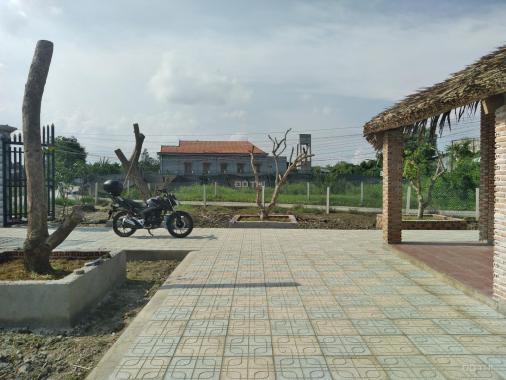 Đất vườn tặng nhà 860m2 giá rẻ, tại Phước Lâm, Cần Giuộc, Long An