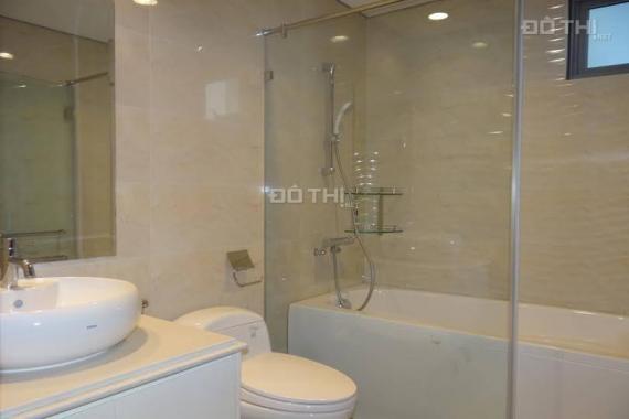 Bán căn hộ 3 phòng ngủ chung cư Vinhomes Nguyễn Chí Thanh, sổ đỏ CC, giá 7.6 tỷ. LHTT: 0852891080