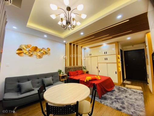 Mua nhà quà trao tay, cần bán CH studio, full đồ, tòa C2, view hồ, giá 1.65 tỷ tại D'Capitale TDH