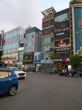 Bán gấp nhà 5 tầng, DT 100m2, tặng nội thất Châu Âu phố Nguyễn Văn Lộc - Ô tô đỗ cửa, chỉ 6,5 tỷ