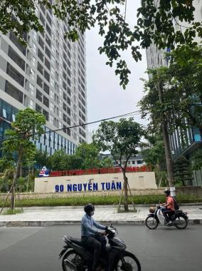 Nóng nhất ngày! Bán gấp mặt phố Nguyễn Tuân 38m2 x 4 tầng, tiền 4.3m, 7.5 tỷ