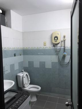 Cho thuê CHCC H1, Hoàng Diệu, Quận 4, 69m2, 2PN, NT đầy đủ, nhà đẹp, giá 9tr/th. LH: 0906735933