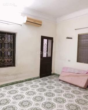 2.8 tỷ nhà Nguyễn Lương Bằng, lô góc, ngõ thoáng SH quay đầu, 30m2*3T. LH 0977420613