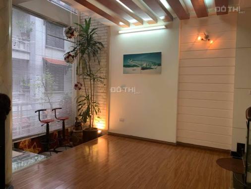 Giá hợp lý nhất Hoàng Văn Thái, bán nhà phân lô ô tô tránh, 70m2 x 5T