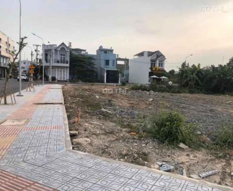 Bán đất đường Hương Lộ 11 ngay ngã 3 Tân Kim, Tân Quý Tây, Bình Chánh 84m2 giá 720 triệu, SHR