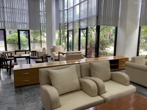 Cho thuê văn phòng coworking chia sẻ chỗ ngồi tại Thụy Khuê, có không gian cafe