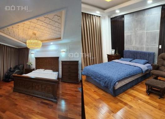 Cần bán nhanh căn villa Lucasta Khang Điền Q9, 230m2, 3 tầng, 22 tỷ