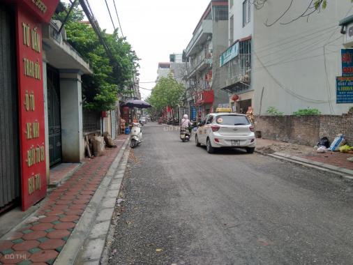 Hàng hiếm, bán nhanh 40m2 đất mặt phố Cửu Việt 1, kinh doanh sầm uất Trâu Quỳ, Gia Lâm