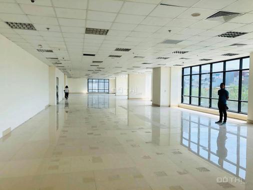 Còn duy nhất mặt bằng, văn phòng tại Nguyễn Hoàng 240m với 3 mặt thoáng, chính chủ cho thuê