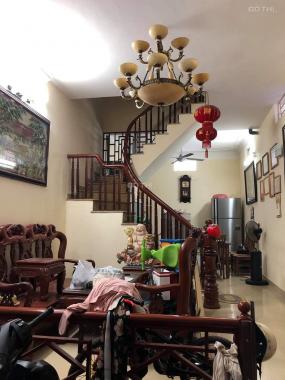 Nhà hiếm tại Nguyễn Chính, Tân Mai 45m2, 5 tầng, giá 3.3 tỷ