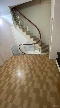 Bán nhà Văn Miếu, Đống Đa, 22m2, 4T, 1,85 tỷ, ngõ thông, ô tô tránh 50m