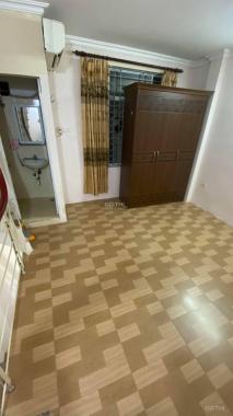 Bán nhà Văn Miếu, Đống Đa, 22m2, 4T, 1,85 tỷ, ngõ thông, ô tô tránh 50m