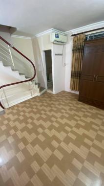 Bán nhà Văn Miếu, Đống Đa, 22m2, 4T, 1,85 tỷ, ngõ thông, ô tô tránh 50m