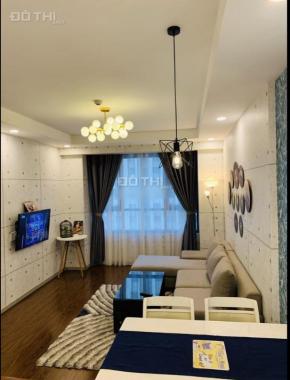 Chính chủ cho thuê căn hộ cao cấp đầy đủ nội thất Gold View Q4, 69m2, 2PN, giá 15 tr/tháng