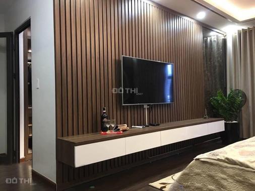 Cho thuê căn hộ 140m2, 3 phòng ngủ full đồ Royal City, đồ đẹp, LH 0915586141