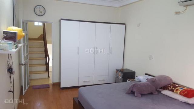 Sổ đỏ CC, nở hậu, thoáng, ở ngay, 54m2, 3,6 tỷ ngõ 12 Chính Kinh