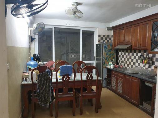 Nhà đẹp Cát Linh, vị trí đẹp, 39m2. Nhỉnh hơn 3 tỷ