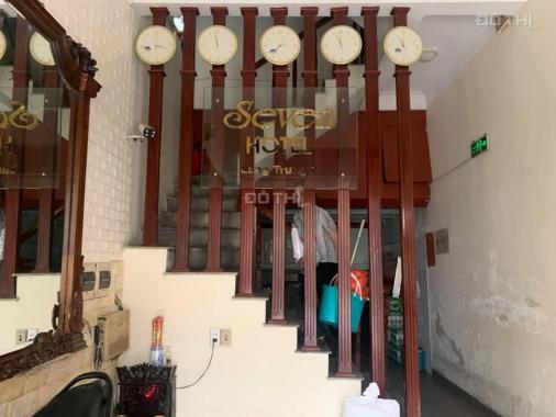 Nhà MP 8 phòng cho thuê Huỳnh Thúc Kháng, ô tô tránh, vỉa hè, 36m2 x 5T, giá hơn 8.x tỷ