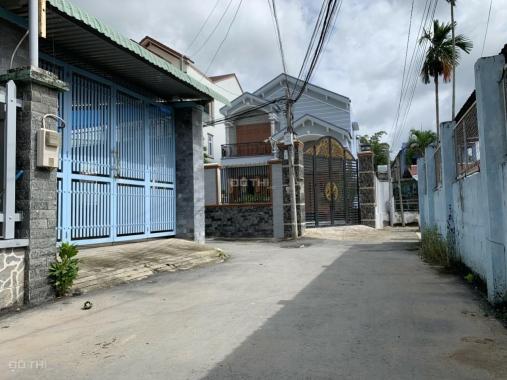 Bán đất có sẵn nhà kho đường Nguyễn Duy Trinh, giá 4.5 tỷ, phường Long Trường, Quận 9