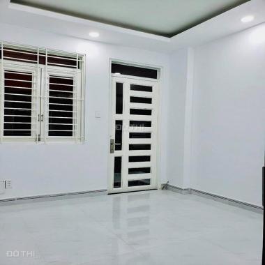 Giá chỉ 3,4 tỷ có nhà đường Nguyễn Bặc, chợ Phạm Văn Hai Tân Bình, 3,2m x 9m