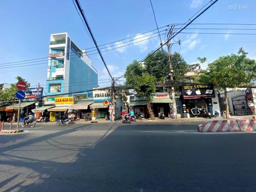 Bán nhà mặt tiền Huỳnh Tấn Phát, P. Tân Thuận Đông, Quận 7, giá 19 tỷ