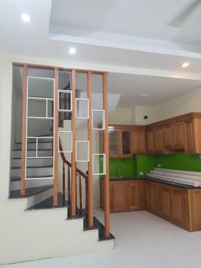 Bán nhà riêng ngõ 58 Cầu Am: 34m2, giá 2,05 tỷ (Chính chủ)