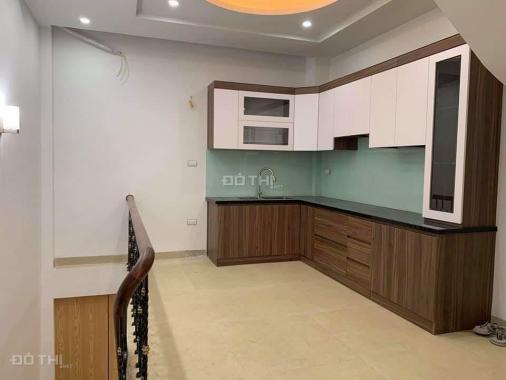 Bán nhà Nam Dư, Hoàng Mai, 20m2, 4T, SĐCC, 1,35 tỷ