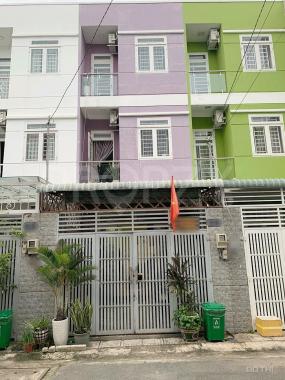 Cho thuê nhà 1T, 2L hẻm 10m Phú Hữu, Q9