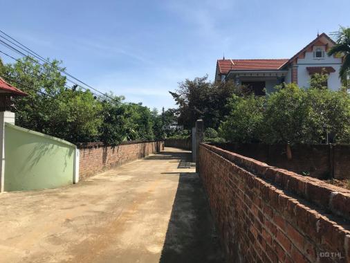 Bán lô đất gần đường DH09 tại Hòa Thạch, Quốc Oai với giá 4.x tr/m2, LH 0866990503