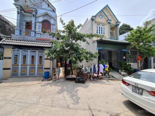 Bán gấp đất 5x17m, tặng nhà cấp 4, An Phú Thuận An, sổ sẵn