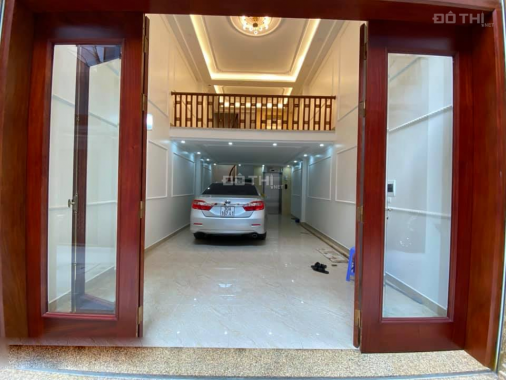Bán nhà Vương Thừa Vũ, DTCN 48m2 * 7T, 8.5 tỷ, thang máy, ô tô vào nhà, thuận tiện KD 0979861562