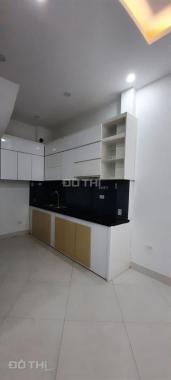 Bán nhà phố Vũ Tông Phan, Thanh Xuân, 33m2 x 5T, 2 tỷ 9, 0396919255