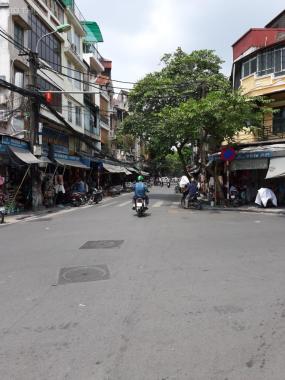 Chính chủ cần bán gấp nhà mặt phố Nguyễn Hữu Huân, hồ Hoàn Kiếm, thuận tiện giao thông, dân cư đông