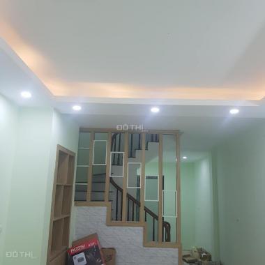 Bán nhà Lĩnh Nam, Hoàng Mai 36m2 x 5T, giá 3.2 tỷ